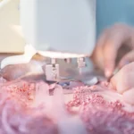 Nowoczesne maszyny do krojenia dla wydajnej krojowni