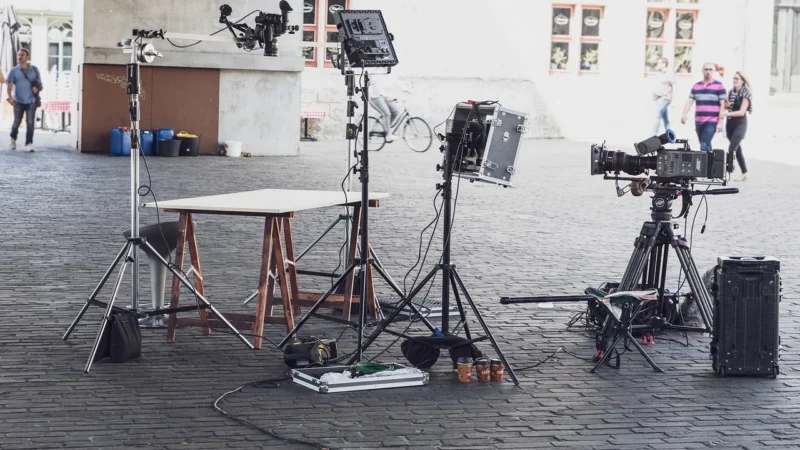 Od pomysłu do ekranu – kulisy produkcji filmów korporacyjnych